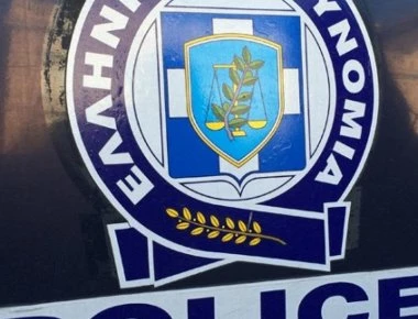Χειροπέδες σε φυγόποινους μετά από έλεγχο αστυνομικών